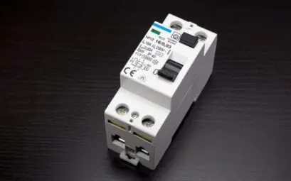 interrupteur différentiel bipolaire blanc 16A pour installation électrique domestique