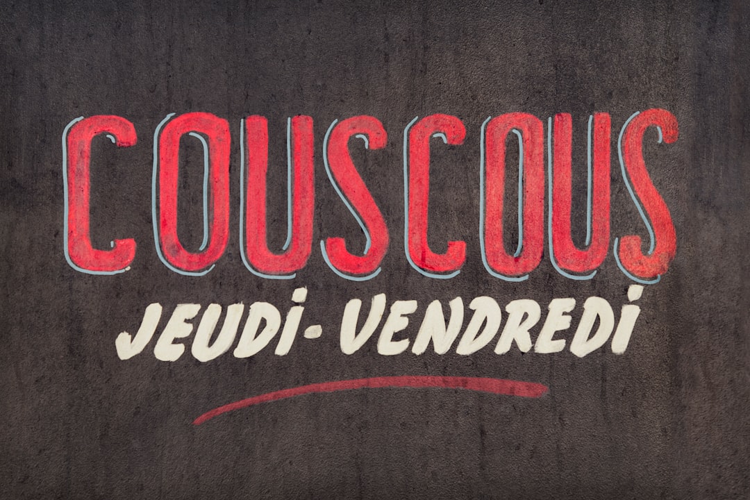 Coussins design haut de gamme : matériaux, entretien
